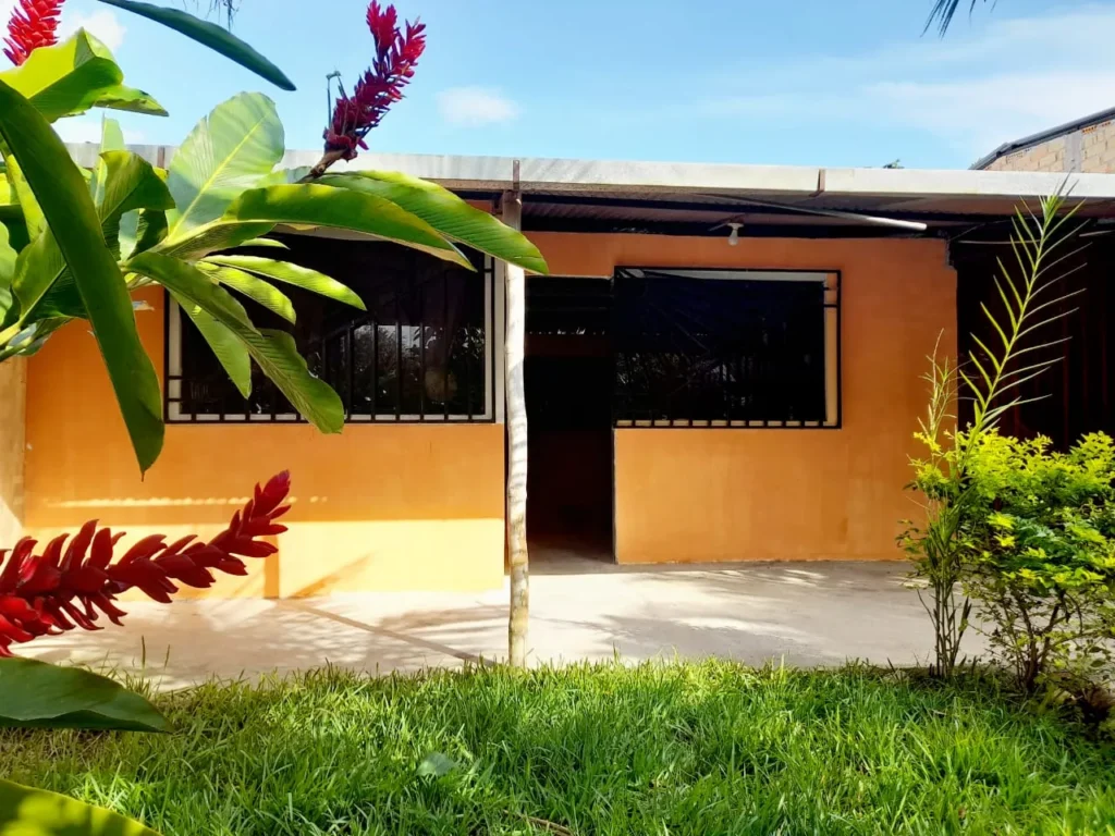 Casa punta de Tahuishco a la venta